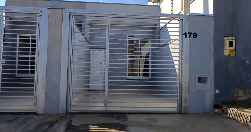 Casa de vila para venda com 2 quartos, sendo 1 suíte, 53m²