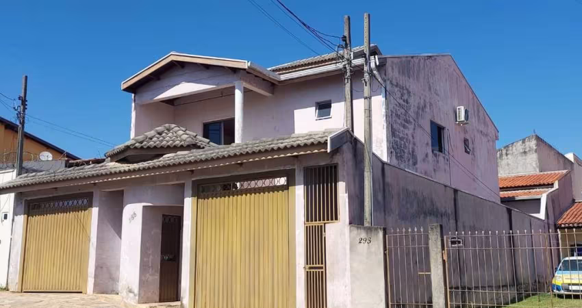Sobrado para venda com 5 quartos, sendo 1 suíte, 192m²