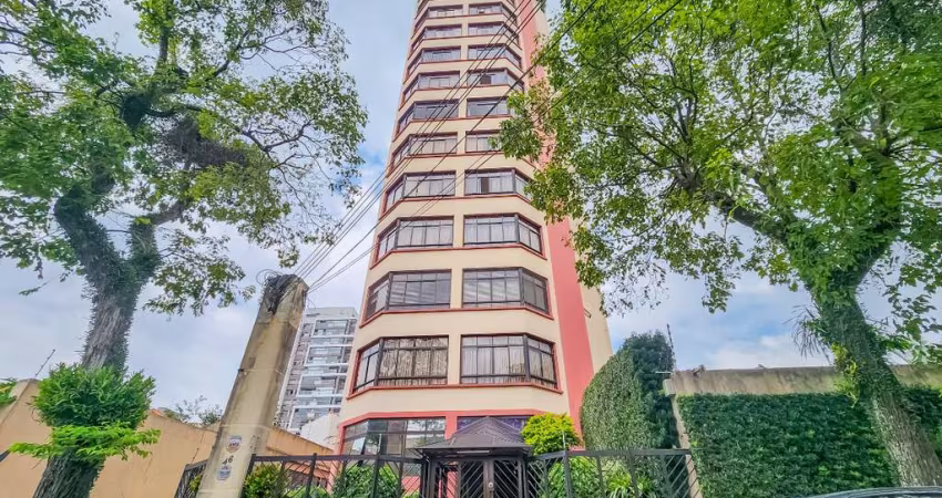 Apartamento tipo para venda com 3 quartos, sendo 3 suítes, 196m²