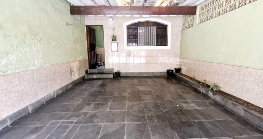 Casa tipo para venda com 2 quartos, sendo 1 suíte, 92m²