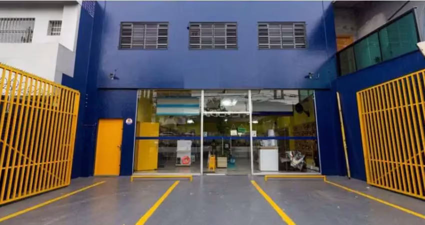 Barracão / Galpão / Depósito à venda na Avenida Moreira Guimarães, 884, Indianópolis, São Paulo