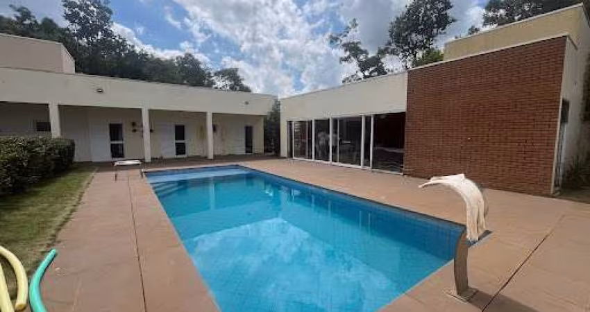 Casa com 4 dormitórios à venda, 350 m² por R$ 900.000,00 - Condomínio Ninho Verde II - Pardinho/SP