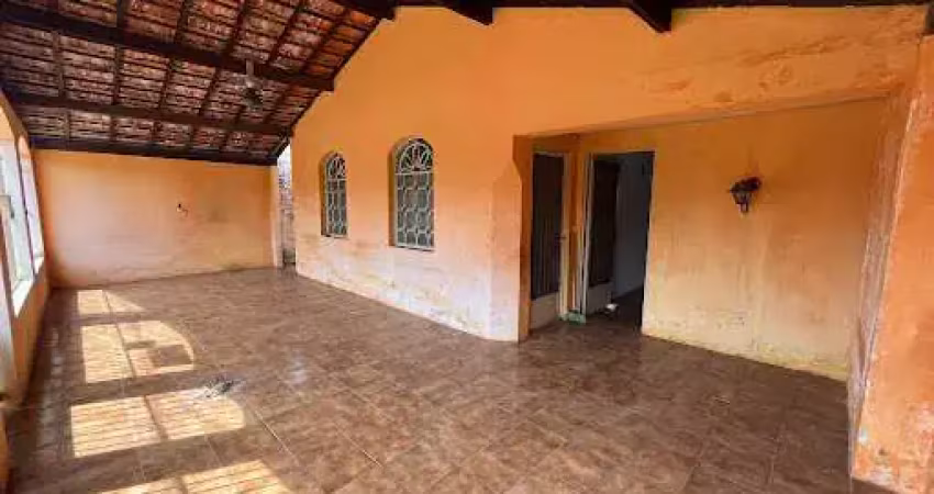 Casa com 3 dormitórios à venda, 170 m² por R$ 395.000,00 - Jardim Paraíso - Botucatu/SP