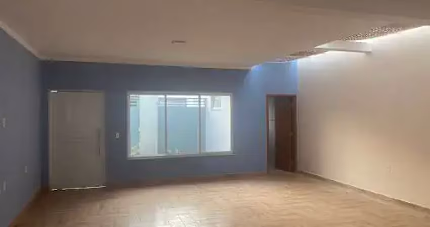 Casa com 2 dormitórios, 180 m² - venda por R$ 900.000,00 ou aluguel por R$ 3.300,00/mês - Centro - Botucatu/SP