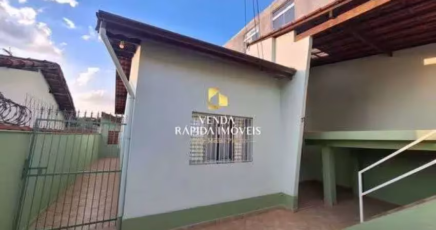 Casa com 2 quartos à venda na Rua Taurino Coimbra, Vila Aparecida, Jundiaí