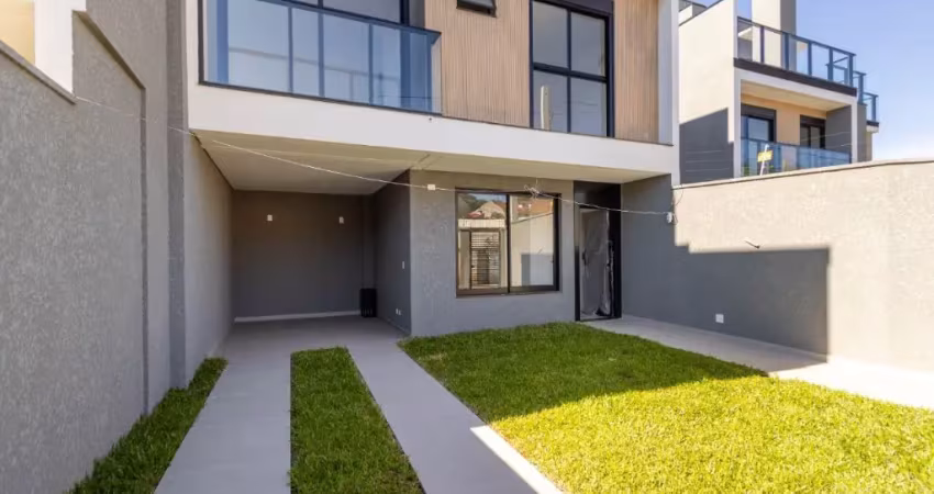 Sobrado Novo no bairro Pilarzinho - 123m² privativos Quintal com grama