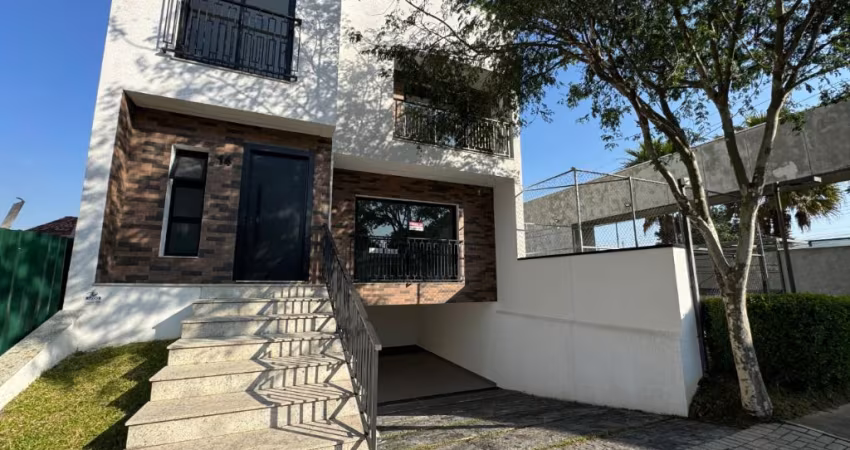 Residencial Vista Batel - Casa 215m² 3 suítes 4 vagas no Campo Comprido
