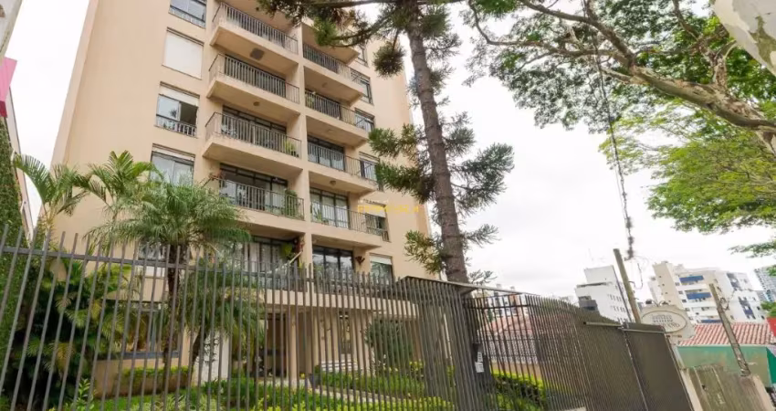 Cond. Dona Yolanda - Apto 3 dormitórios (1suíte),  e 1 vaga de garagem no Juvevê