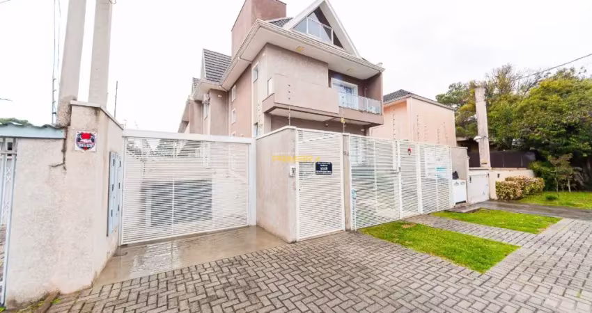 Sobrado 3 dormitórios (1suite), e 2 vagas cobertas no bairro santa felicidade