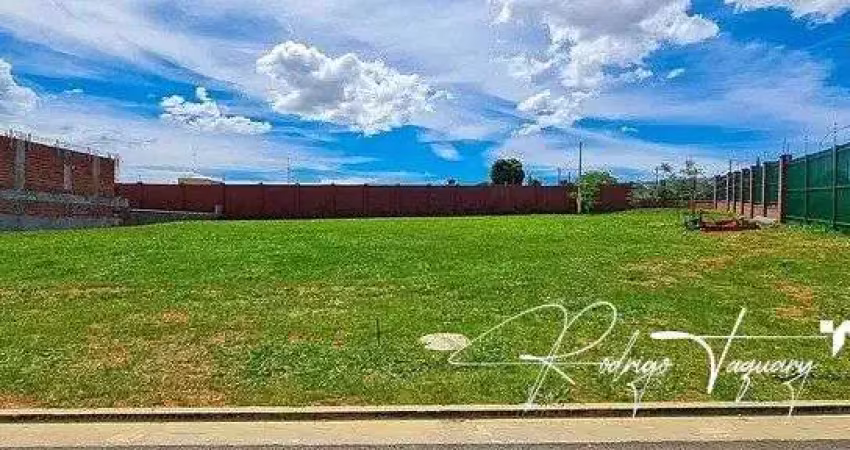 Lote Amplo no Jardins Sevilha – 354 m² ao Lado da Praça Kids