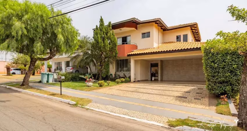Sobrado à Venda no Portal do Sol I – 3 Quartos, Piscina Aquecida e Área Gourmet Privativa