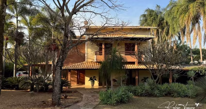 Residência com Piscina e Espaço Gourmet no Aldeia do Vale – Conforto e Funcionalidade