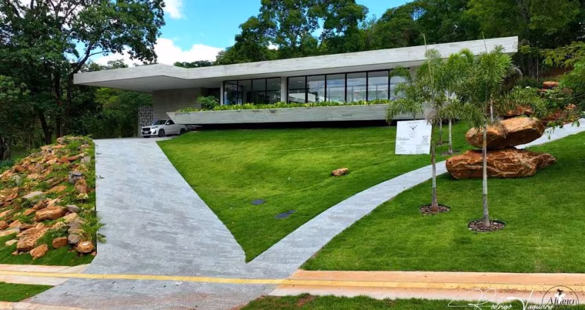 Casa Present no Aldeia do Vale – Arquitetura Autoral e Integração Total com a Natureza