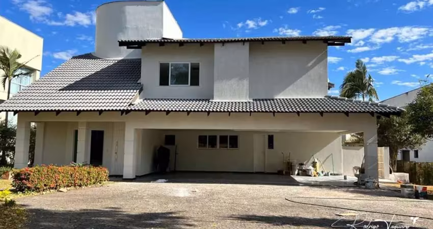 Sobrado à venda no Aldeia do Vale com 4 suítes, lazer completo e tecnologia de automação