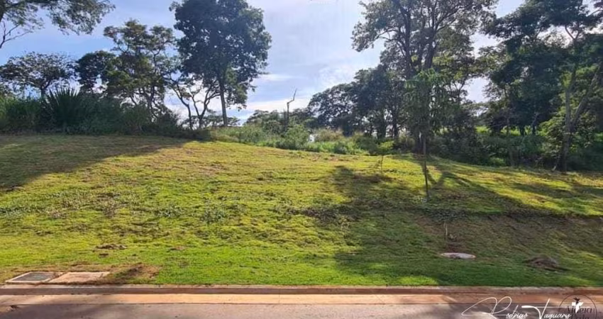 Terreno Alto com Vista Incrível – Aldeia do Vale