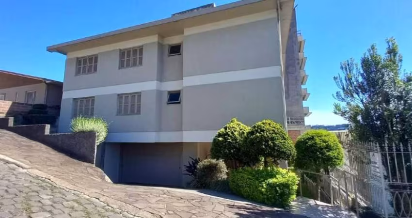Apartamento à venda, 3 quartos, 1 suíte, 2 vagas, Centro - Garibaldi/RS