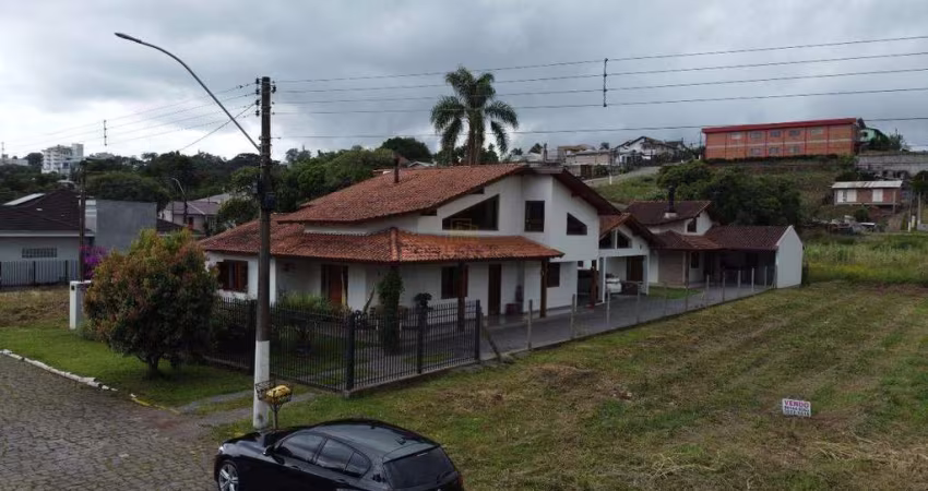 Casa à venda, 7 quartos, 2 suítes, 4 vagas, Ponte Sêca - Carlos Barbosa/RS