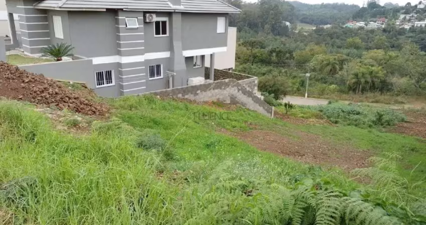 Terreno à venda na Rua Fidencio Mantovani, 178, Aurora, Carlos Barbosa