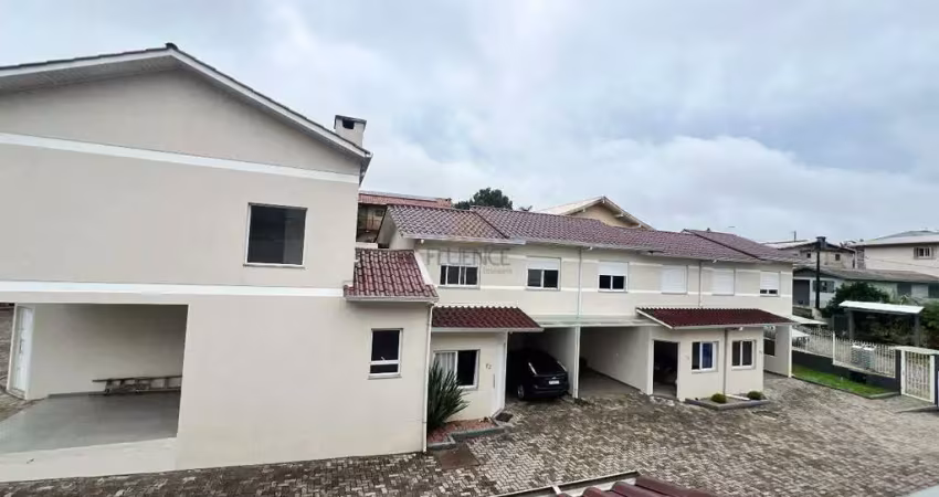 Sobrados à venda, 2 quartos, 1 vaga, triângulo - carlos barbosa/rs