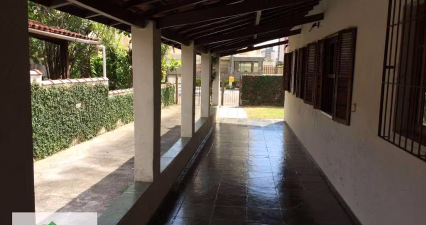 Casa com 4 dormitórios à venda, 230 m² por R$ 730.000,00 - Martim de Sá - Caraguatatuba/SP