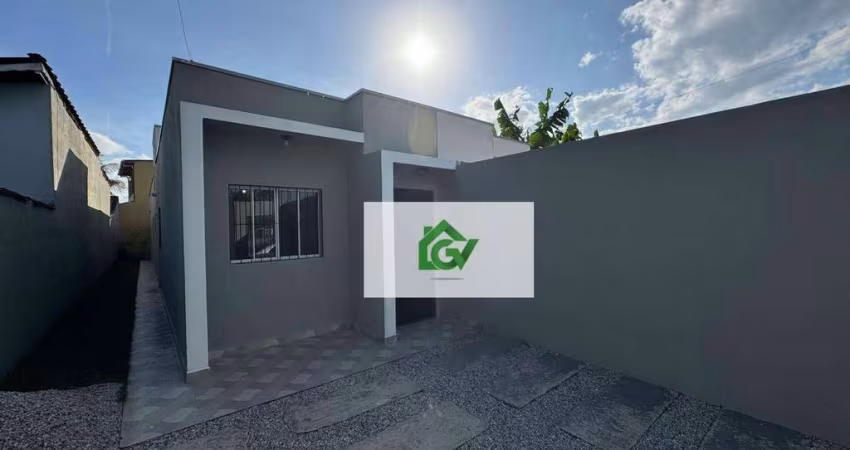 Casa com 2 dormitórios à venda, 66 m² por R$ 330.000,00 - Balneário dos Golfinhos - Caraguatatuba/SP