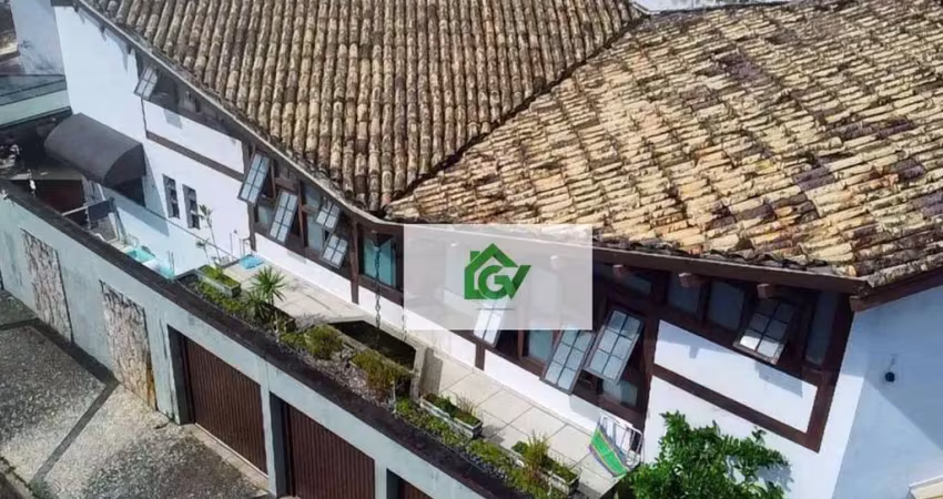 Casa com 3 dormitórios à venda, 330 m² por R$ 1.590.000,00 - Jardim Primavera - Caraguatatuba/SP