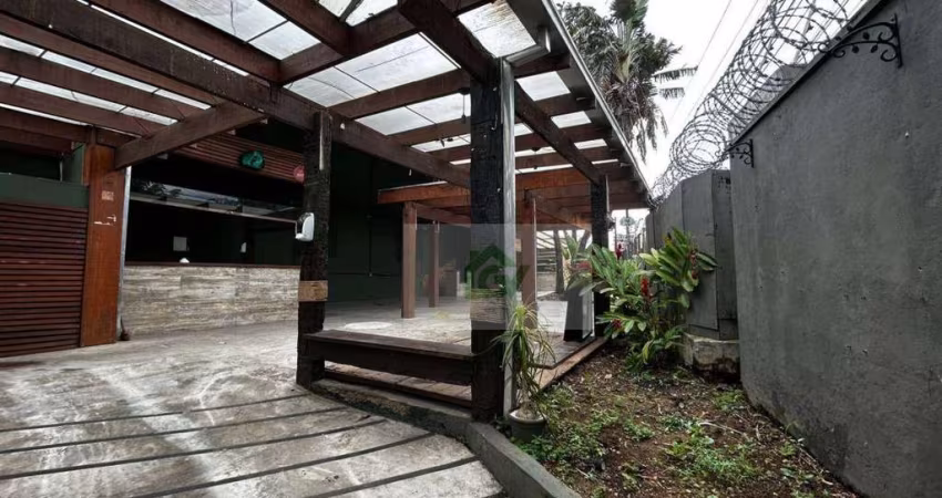 Ponto ideal para bar, restaurante ou pizzaria, 337 m² - venda por R$ 1.800.000 ou aluguel por R$ 8.000/mês - Centro - Caraguatatuba/SP