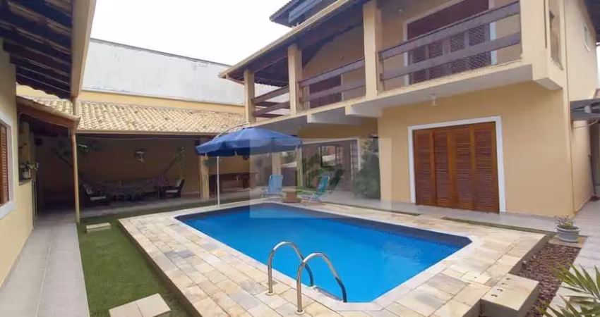 Casa com 6 dormitórios 3 suítes à venda, 277 m² por r$ 1.600.000 - sumaré - caraguatatuba/sp