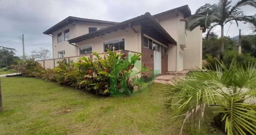 Casa com 4 dormitórios 3 suítes à venda, 350 m² por r$ 1.300.000 - massaguaçu - caraguatatuba/sp
