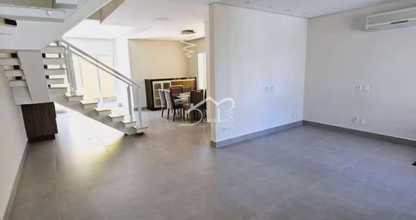 Aluguel Sobrado 3 suites e piscina mobiliado Condomínio Park Real em Indaiatuba