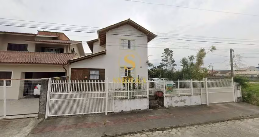 Casa em condomínio fechado com 4 quartos à venda na Rua Arco-Íris, Carianos, Florianópolis