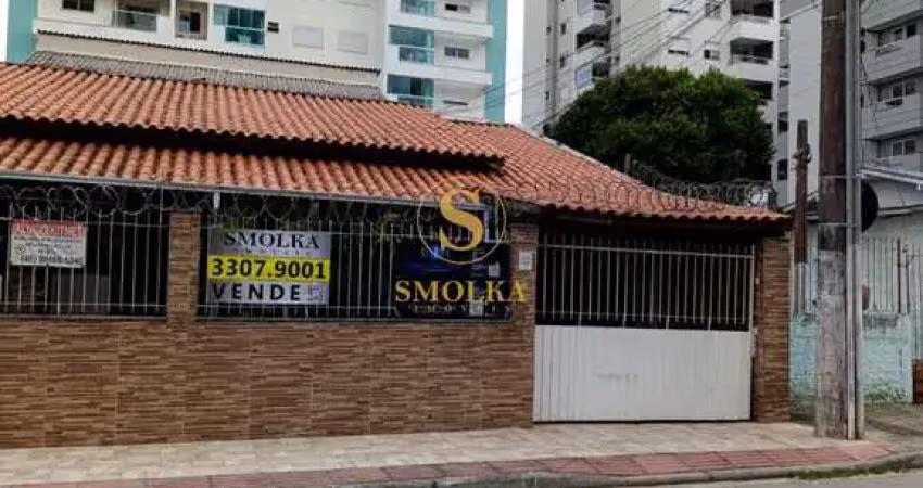 Prédio com 19 salas à venda na Rua Pintor Eduardo Dias, Barreiros, São José