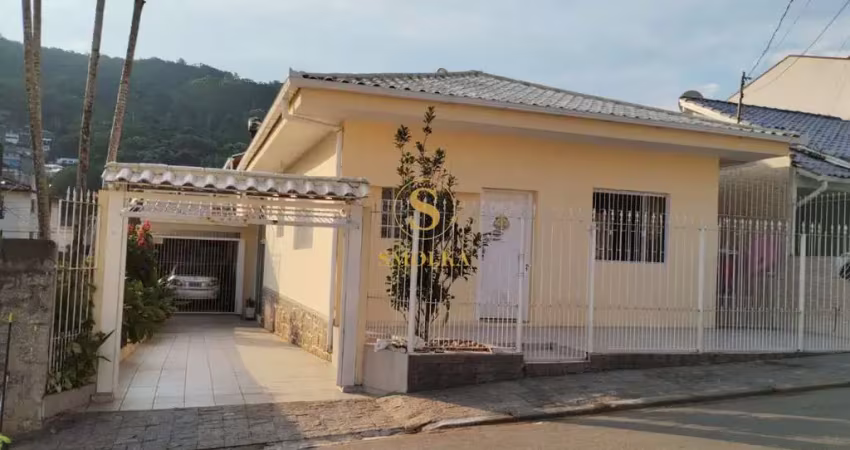 Casa em condomínio fechado com 5 quartos à venda na Rua Belizário Berto da Silveira, Saco dos Limões, Florianópolis