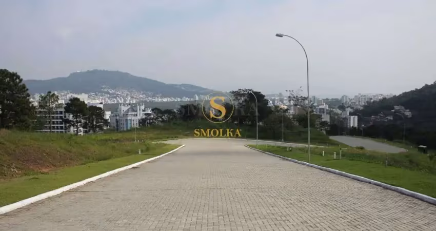 Terreno em condomínio fechado à venda na Rua Rodrigo Rampinelli Jeremias, Itacorubi, Florianópolis