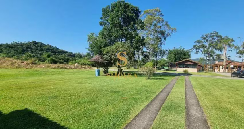 Chácara / sítio com 2 quartos à venda na Rua José Daux, Canasvieiras, Florianópolis