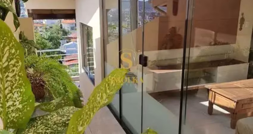 Apartamento com 3 quartos para alugar na Servidão Maria Rosa Martins, Trindade, Florianópolis