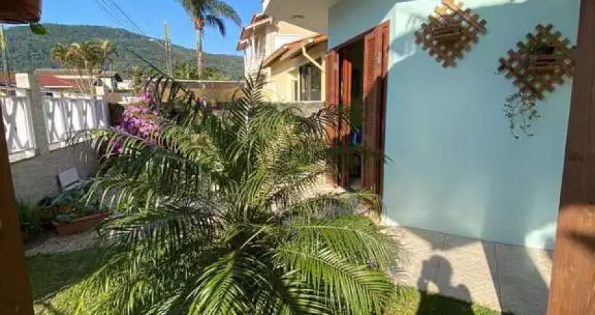 Casa para Venda em Florianópolis, Vargem Grande, 2 dormitórios, 3 suítes, 3 banheiros, 2 vagas