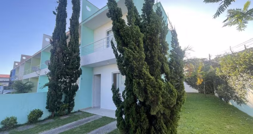 Sobrado para Venda em Florianópolis, São João do Rio Vermelho, 2 dormitórios, 2 banheiros, 1 vaga