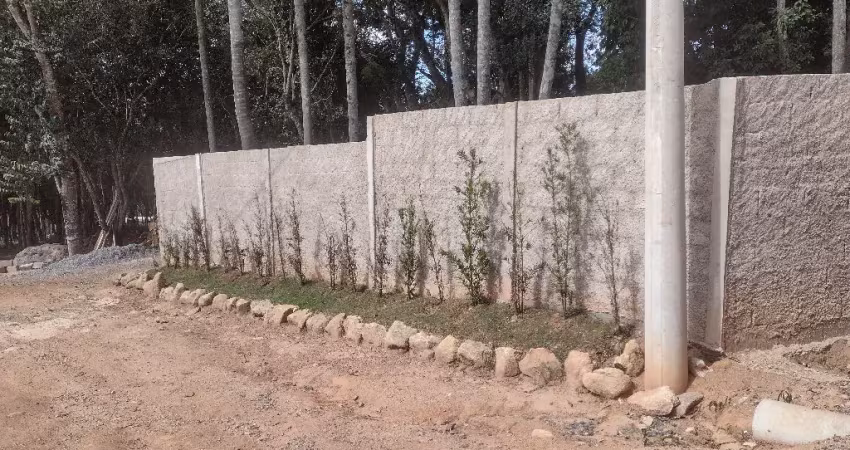 Chácara com dois mil metros quadrados  em Ibiúna sp