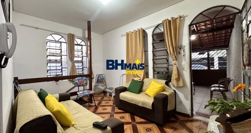 Casa com 2 quartos à venda na Itambe Mato Dentro, 730, Serrano, Belo Horizonte