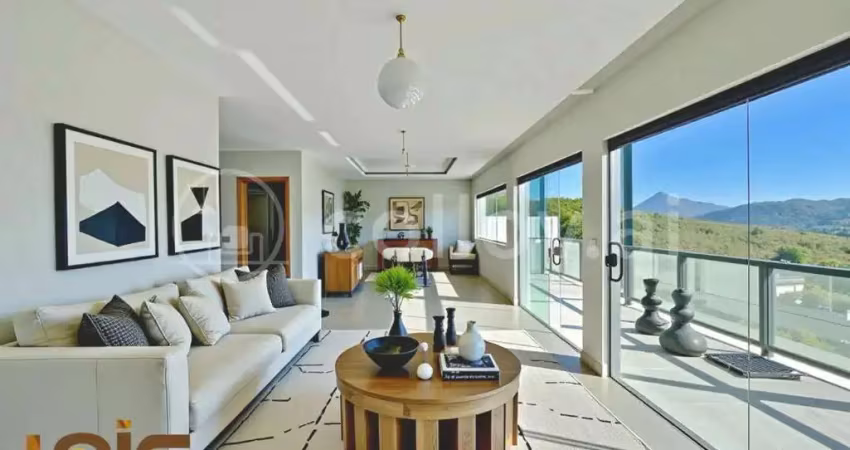 Casa com 4 dormitórios à venda, 223 m² por r$ 990.000,00 - albuquerque - teresópolis/rj