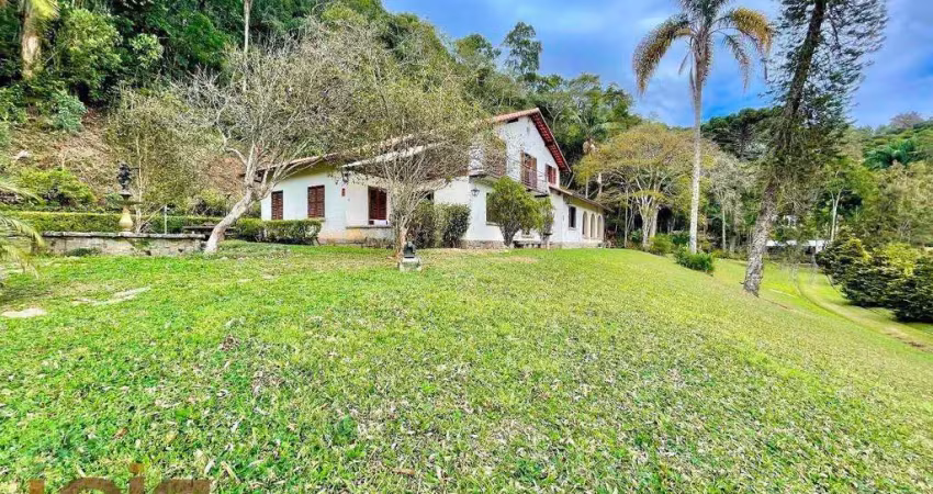 Casa com 6 dormitórios à venda, 338 m² por R$ 3.100.000,00 - Posse - Teresópolis/RJ