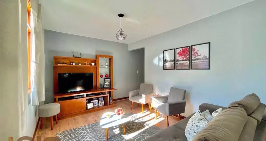 Apartamento com 2 dormitórios à venda, 62 m² por R$ 320.000,00 - Nossa Senhora de Fátima - Teresópolis/RJ