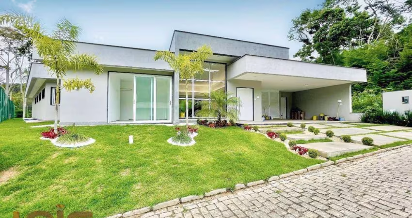 Casa com 4 dormitórios à venda, 400 m² por R$ 2.750.000,00 - Quebra Frascos - Teresópolis/RJ