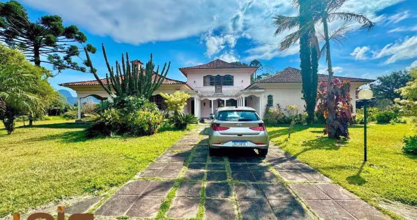 Casa com 4 dormitórios à venda, 500 m² por r$ 3.200.000,00 - bom retiro - teresópolis/rj