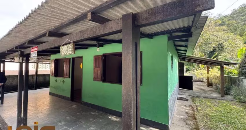 Casa com 2 dormitórios à venda, 80 m² por r$ 290.000,00 - vargem grande - teresópolis/rj