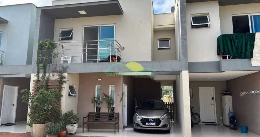 Linda Casa 3 quartos com suíte em Condomínio Fechado com ótima infraestrutura no Portal do Ribeirão