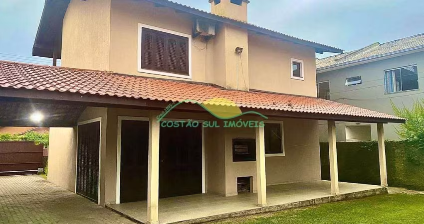 Residência de 3 Quartos sendo 1 suíte Possível 4º  quartos, Cozinha Planejada,  terreno grande no C