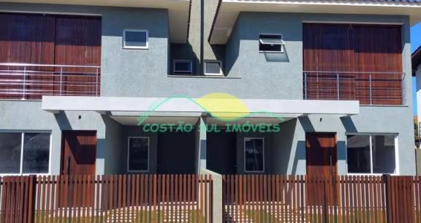 Casa com 3 Dormitórios no Morro das Pedras Florianópolis - Santa Catarina