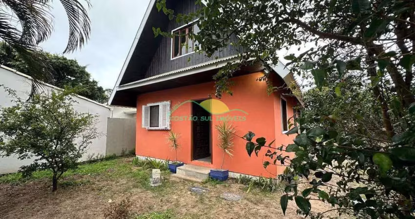 À venda:², chalé charmoso com amplo terreno no campeche, florianópolis, santa catarina.